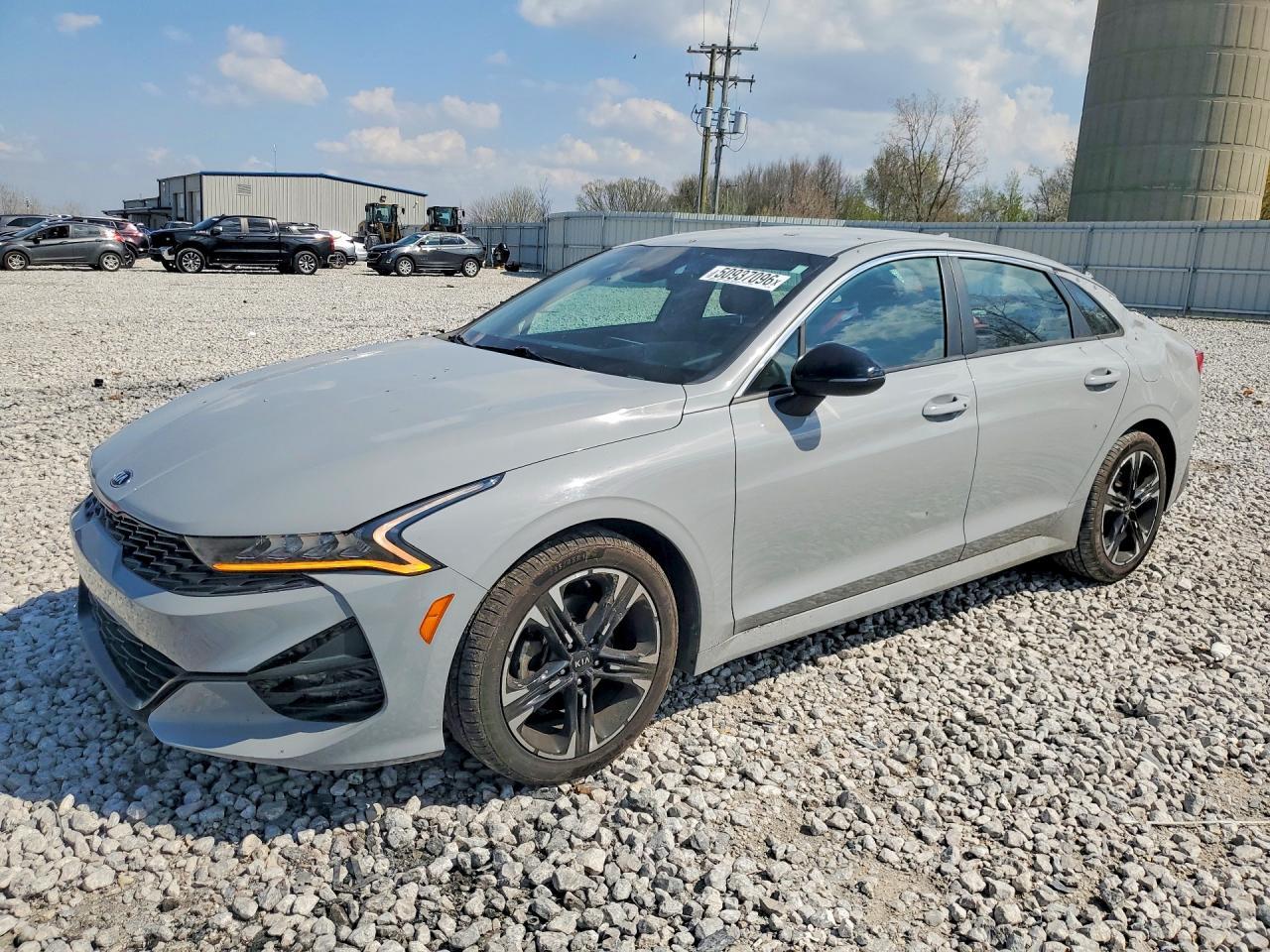 2021 KIA K5