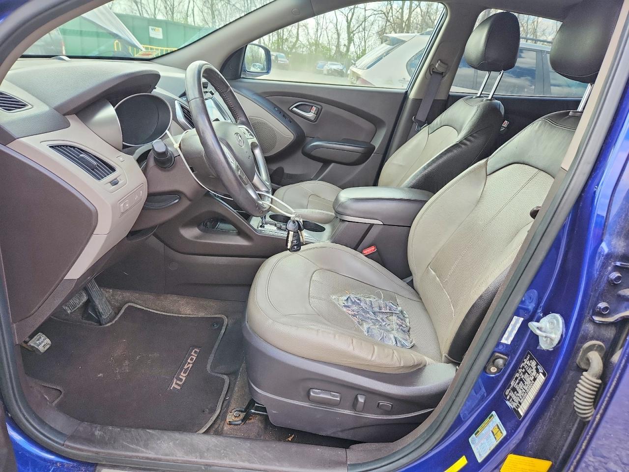 2011 HYUNDAI TUCSON