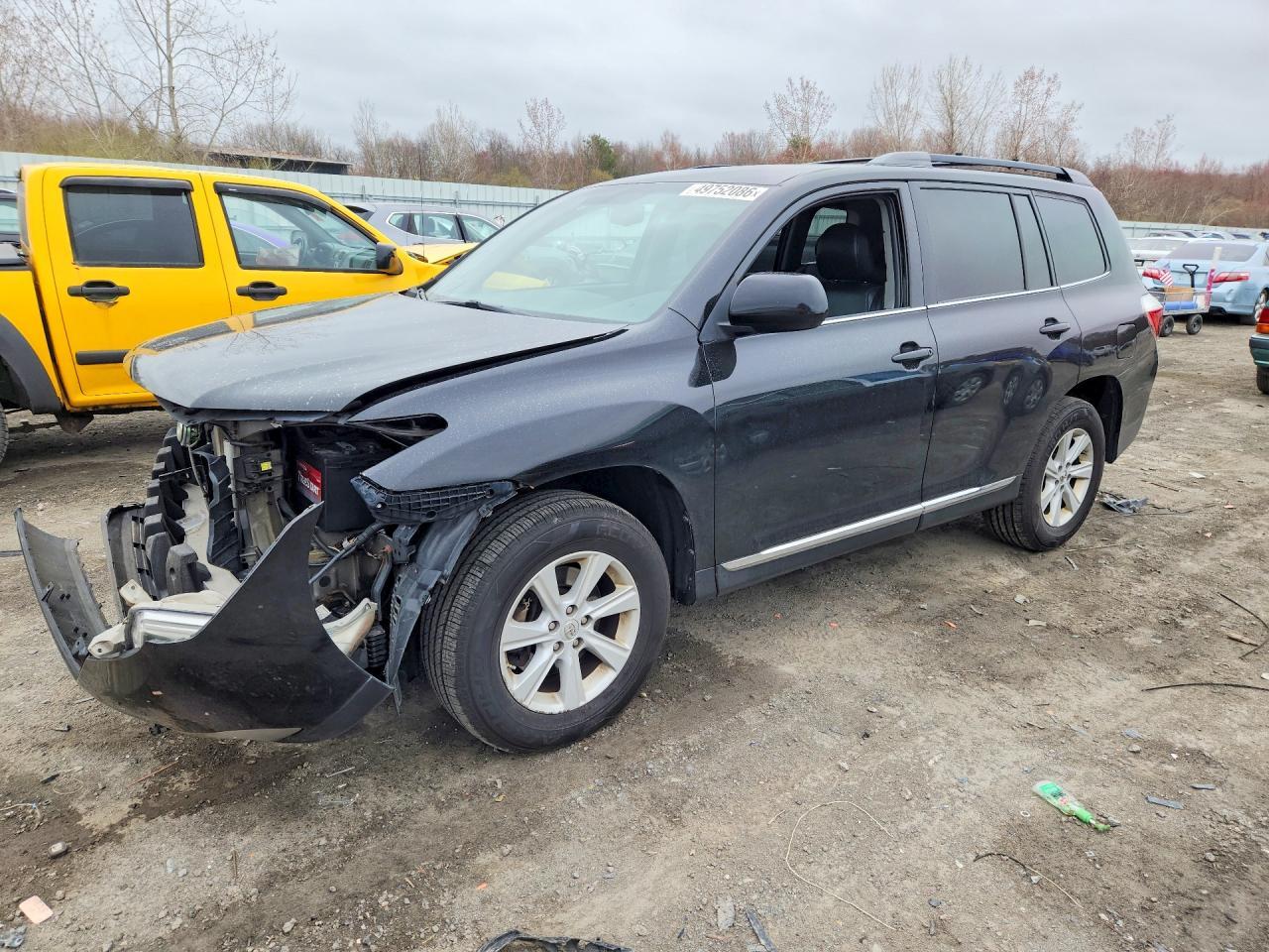2013 TOYOTA HIGHLANDER