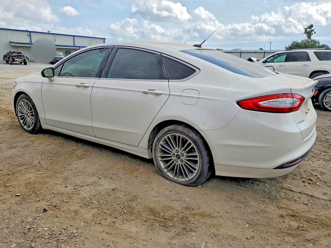 2015 FORD FUSION