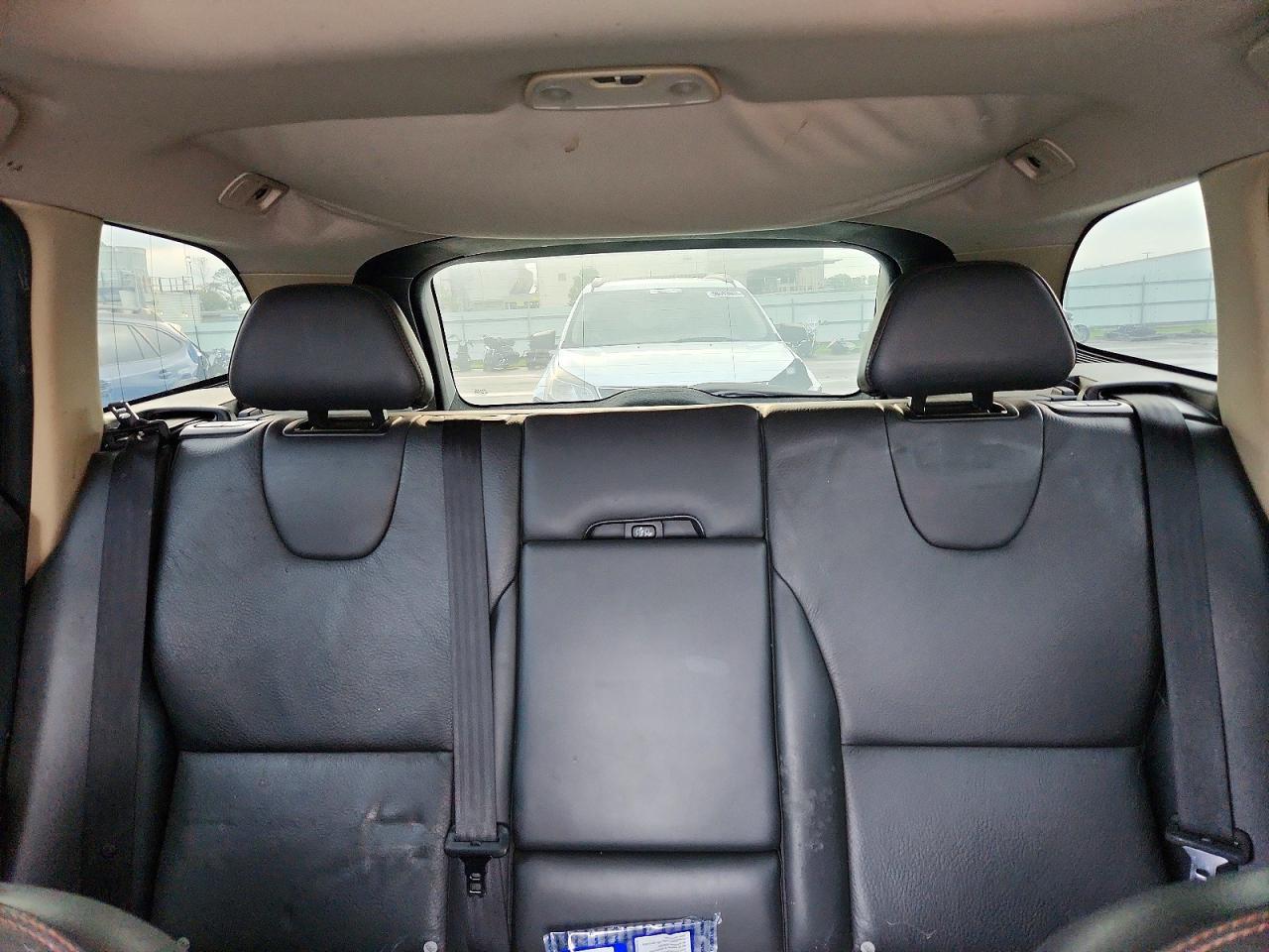 2012 VOLVO XC60