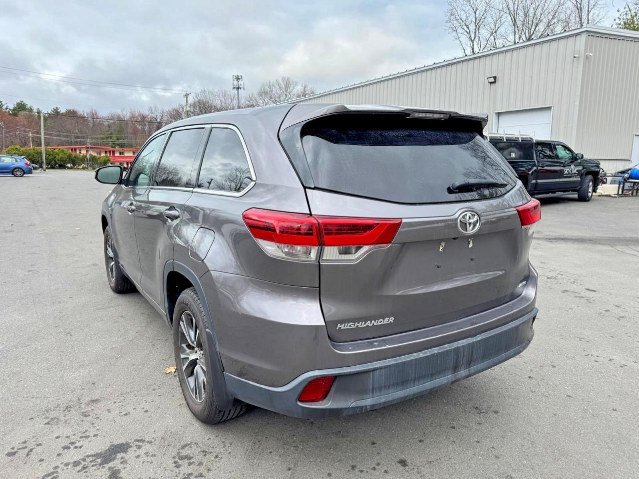 2018 TOYOTA HIGHLANDER