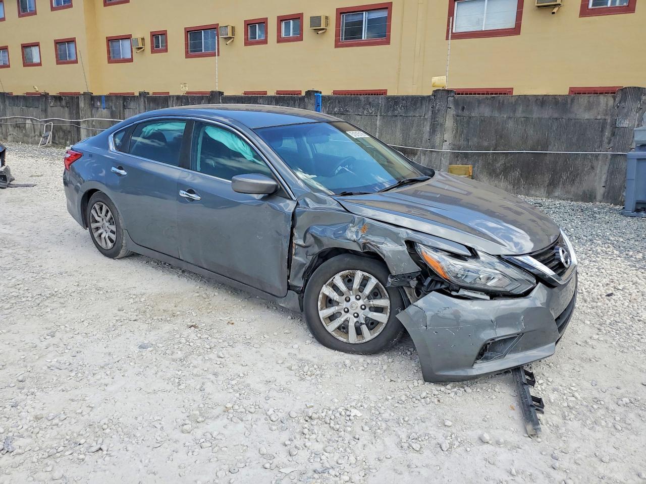 2017 NISSAN ALTIMA