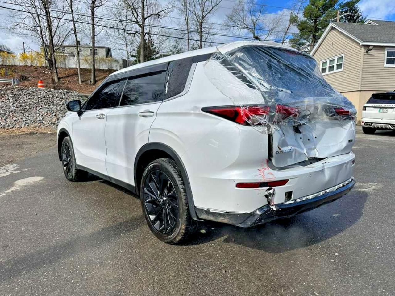 2024 MITSUBISHI outlander