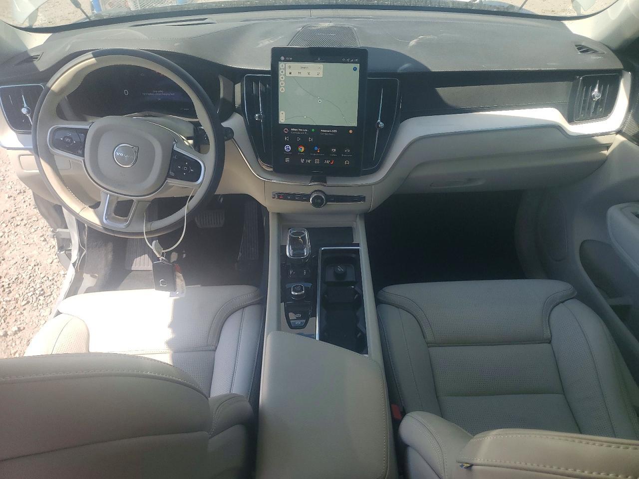 2026 VOLVO XC60