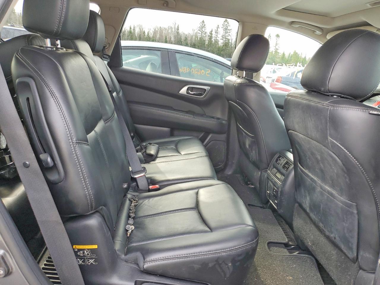 2015 NISSAN PATHFINDER