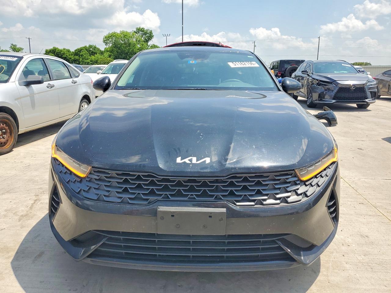 2022 KIA K5