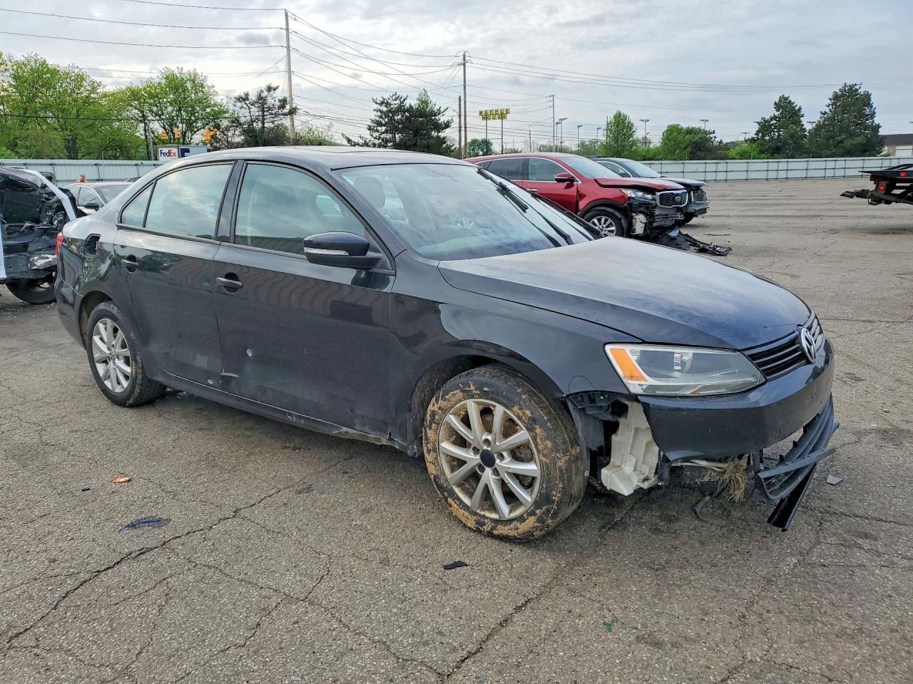 2011 VOLKSWAGEN JETTA