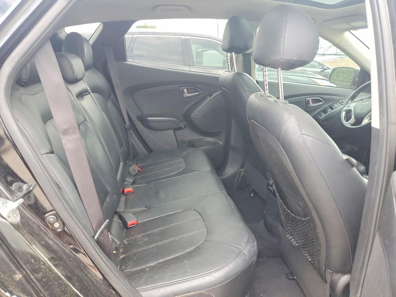 2015 HYUNDAI TUCSON