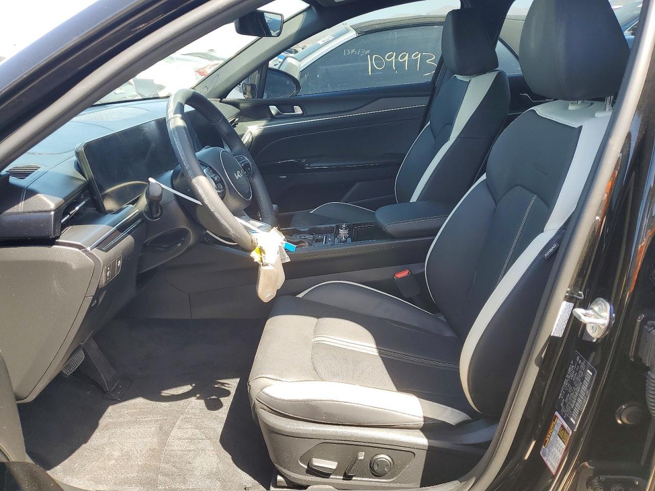 2025 KIA K5
