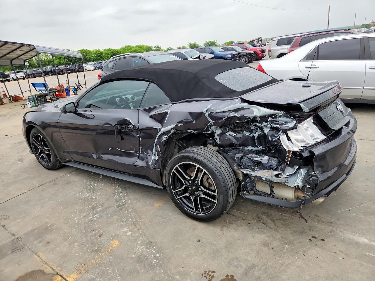 2022 FORD MUSTANG