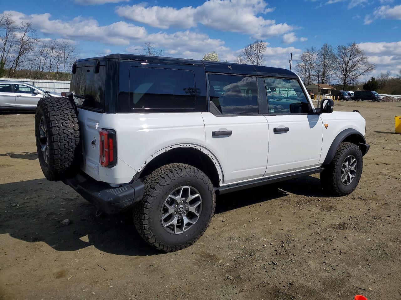 2025 FORD Bronco