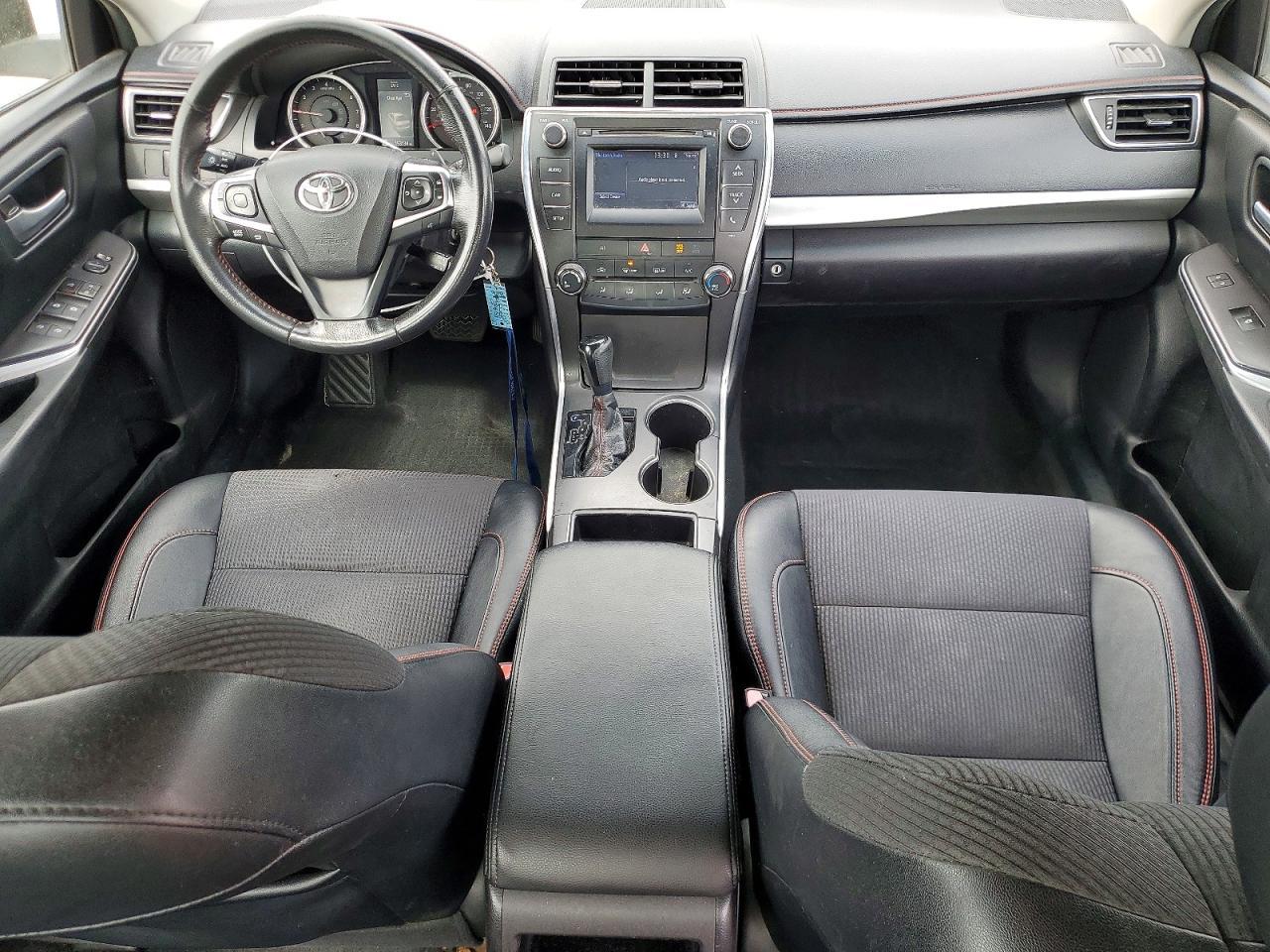 2017 TOYOTA CAMRY