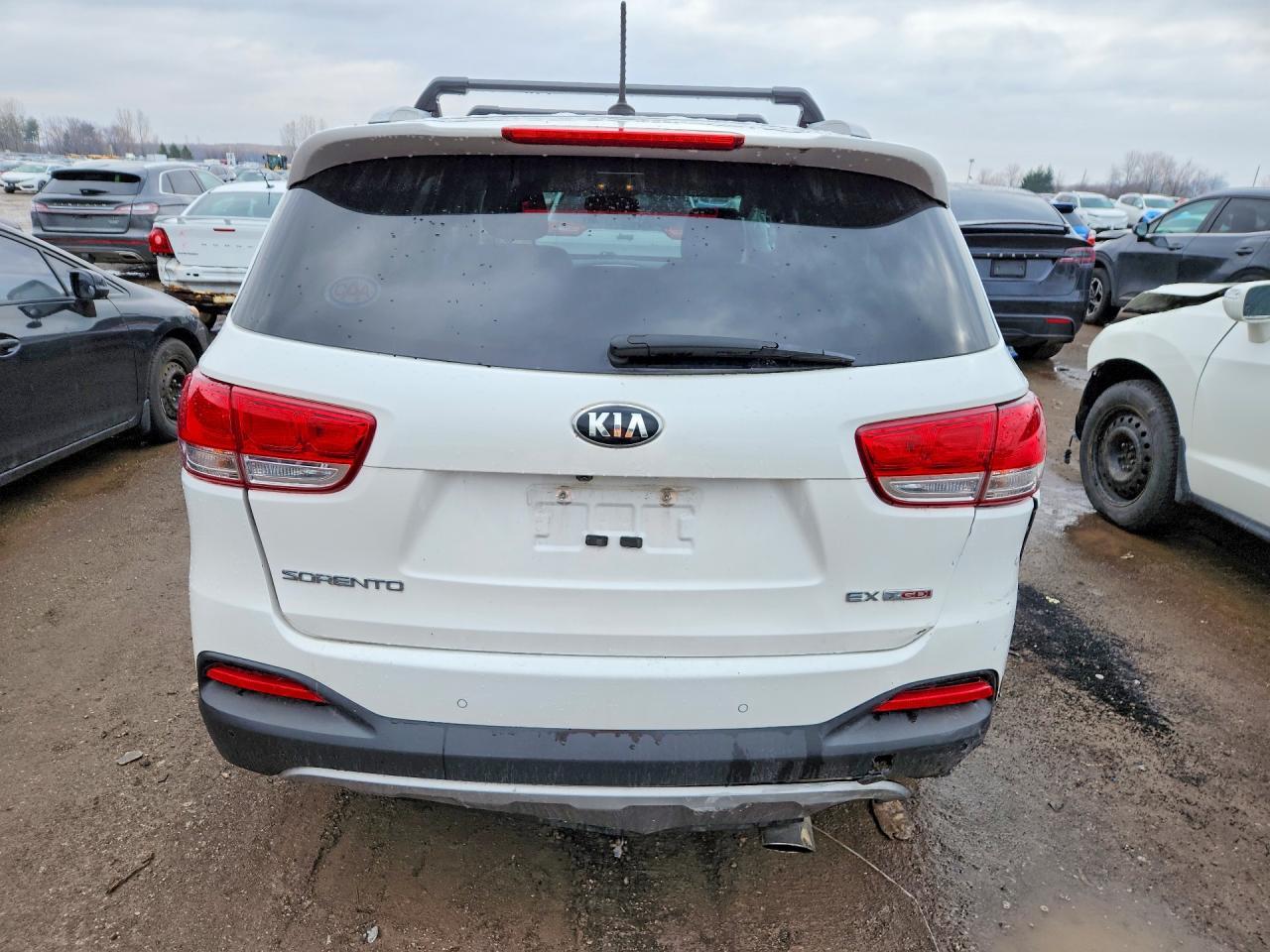 2016 KIA SORENTO