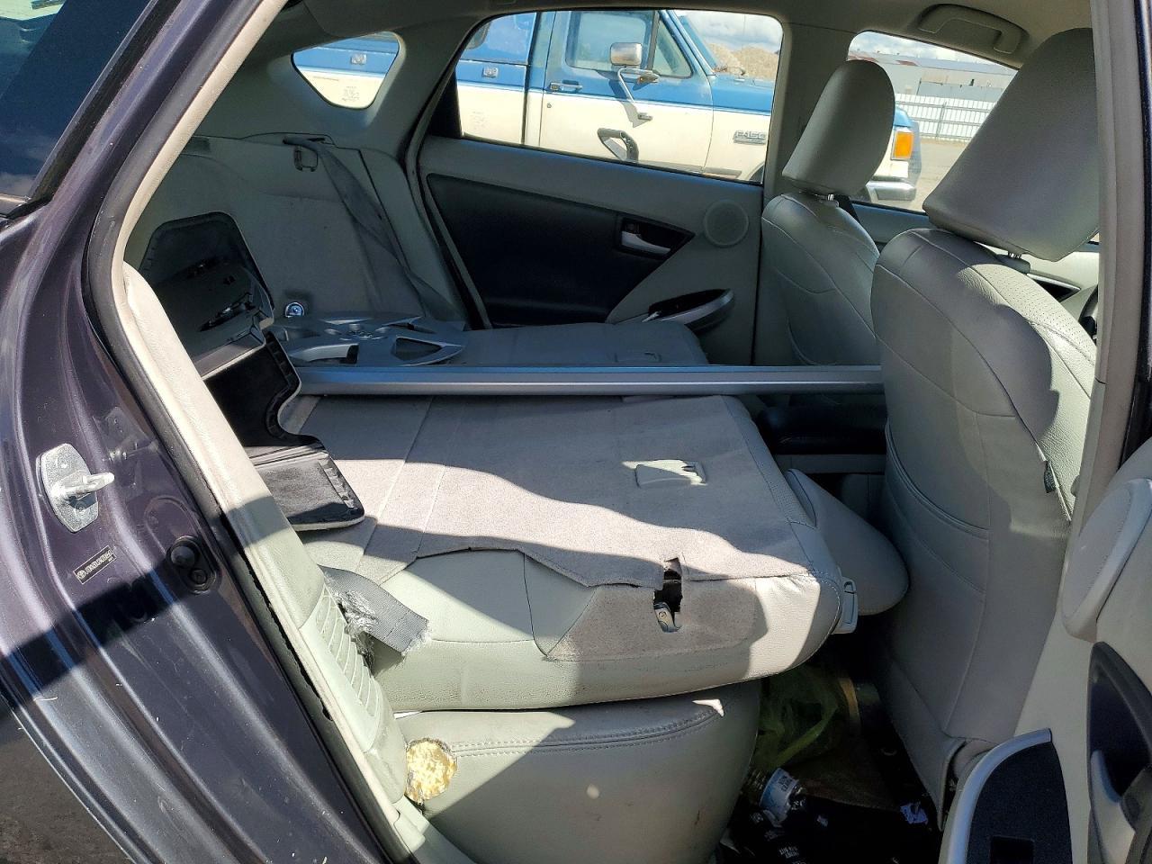 2010 TOYOTA PRIUS