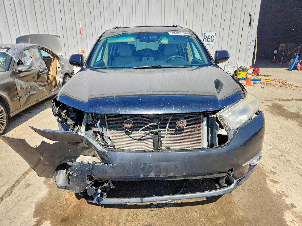 2012 TOYOTA HIGHLANDER