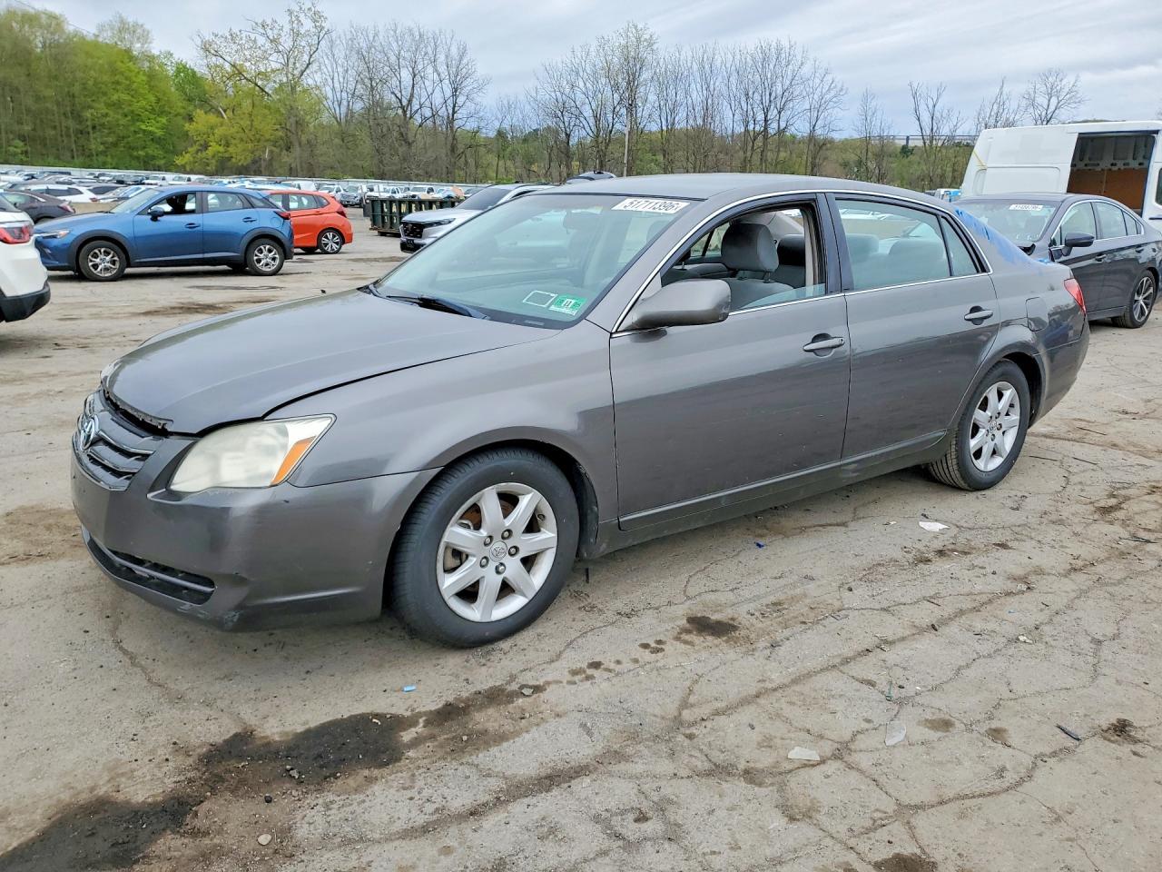 2008 Toyt Avalon