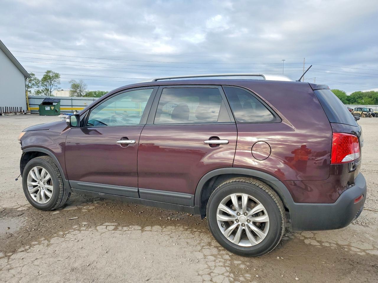 2011 KIA SORENTO