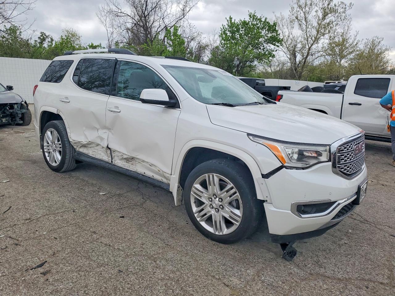 2018 GMC ACADIA