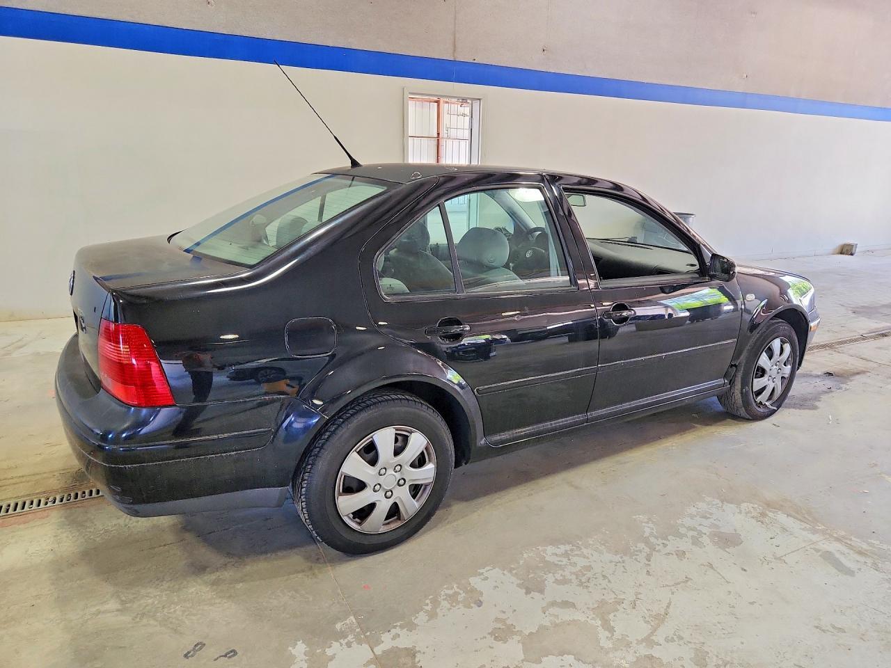 2003 VOLKSWAGEN JETTA