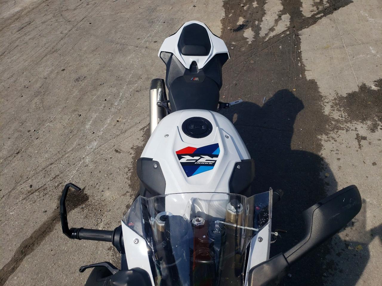 2024 BMW S 1000