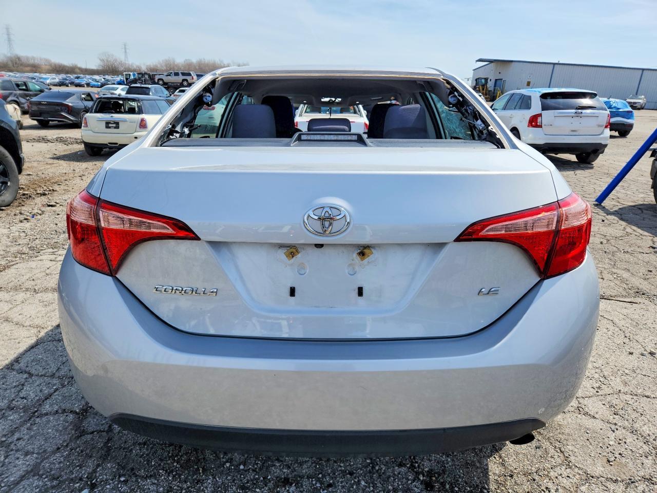 2018 TOYOTA COROLLA