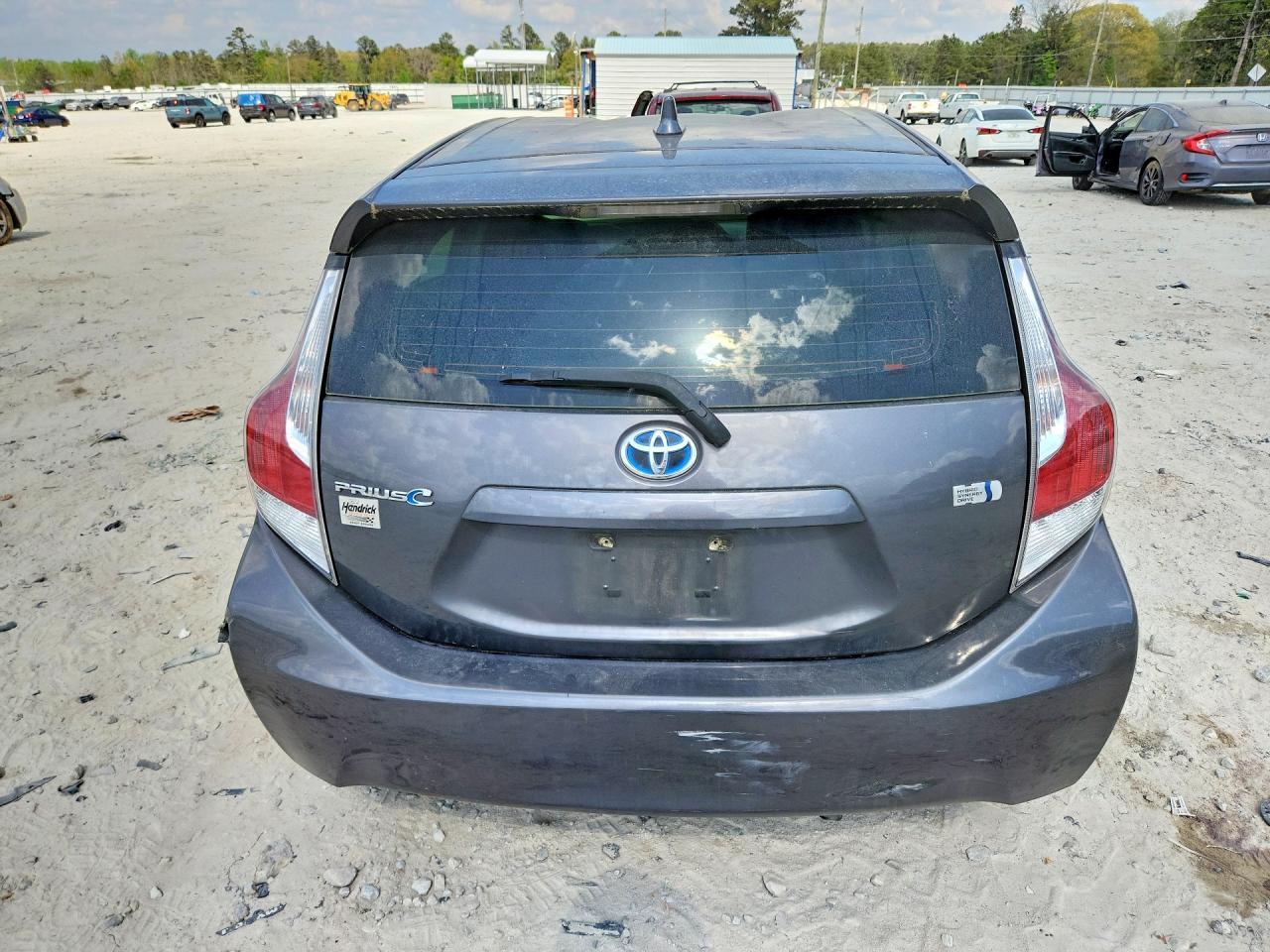 2016 TOYOTA Prius c