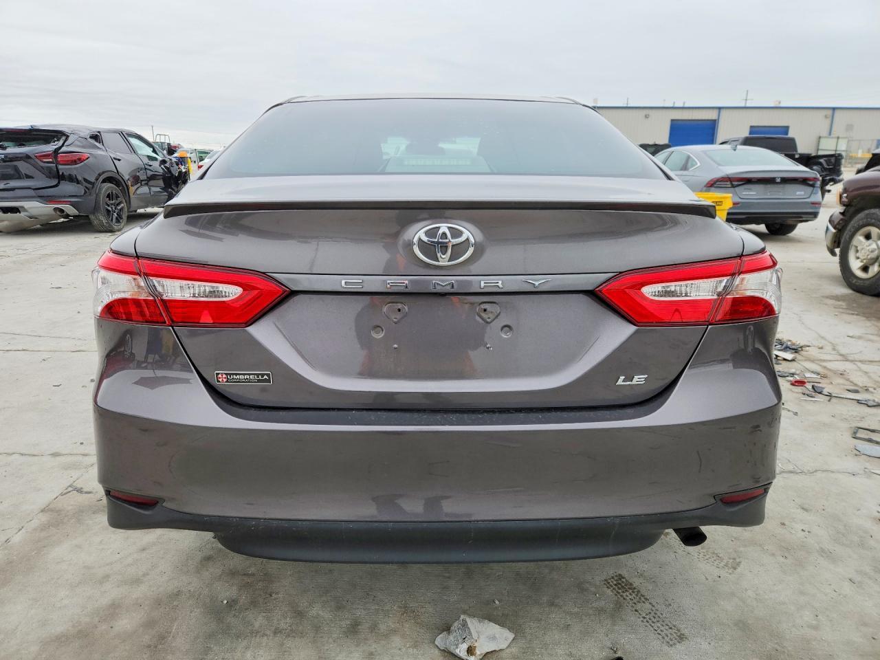 2018 TOYOTA CAMRY