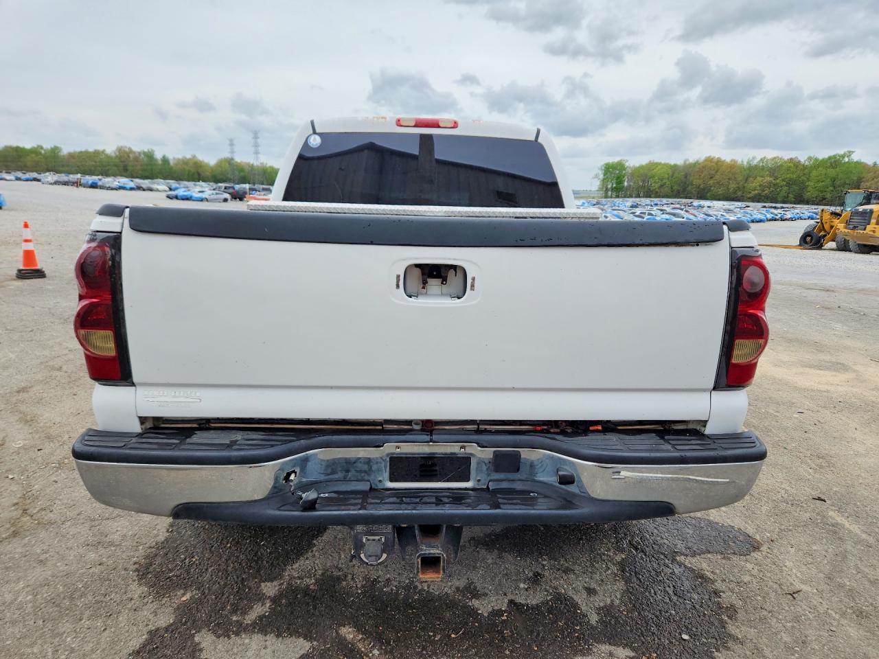 2005 GMC Sierra