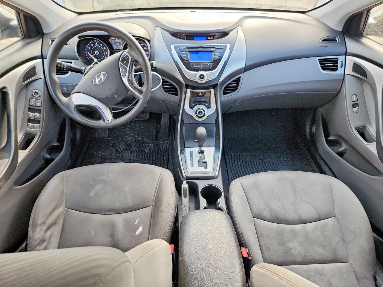 2012 HYUNDAI ELANTRA