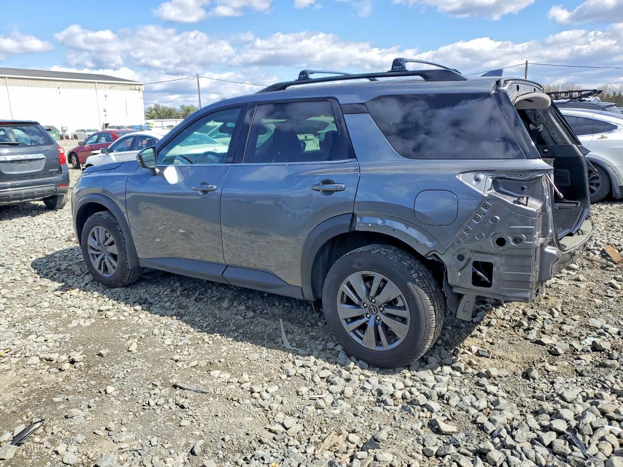 2024 NISSAN PATHFINDER