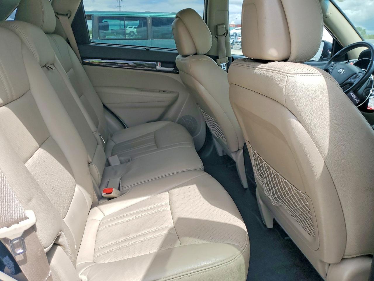 2015 KIA SORENTO