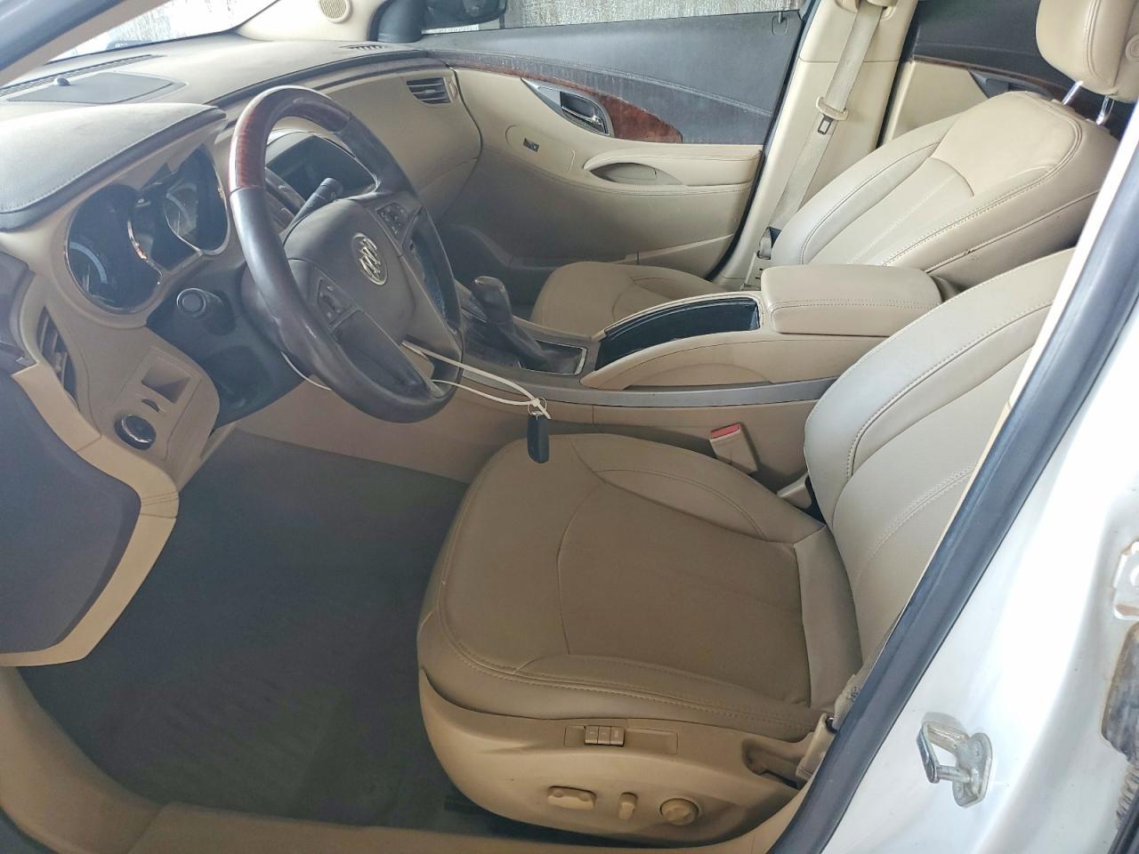 2010 BUICK LACROSSE