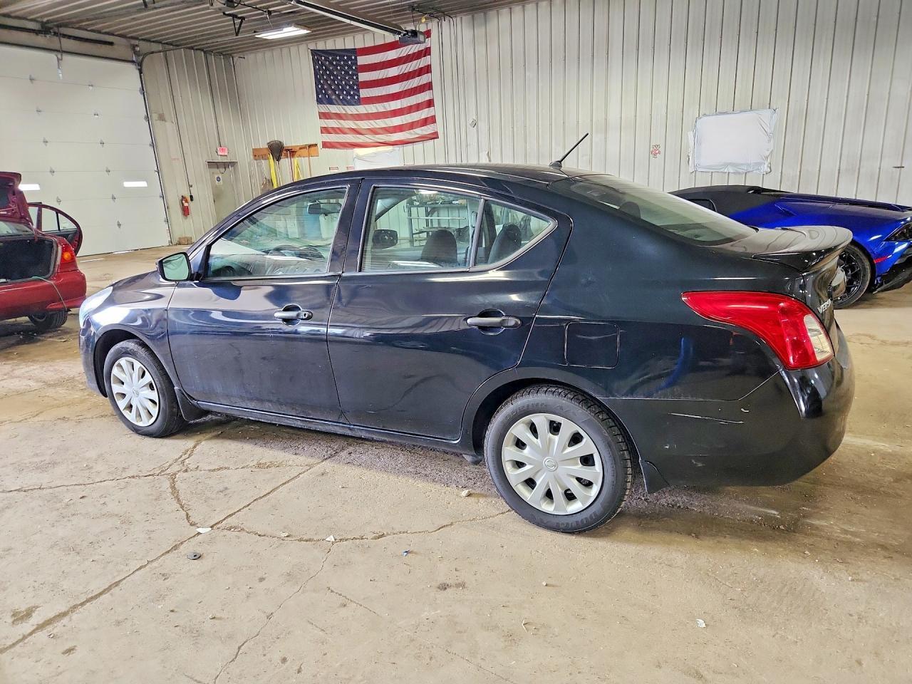 2016 NISSAN VERSA