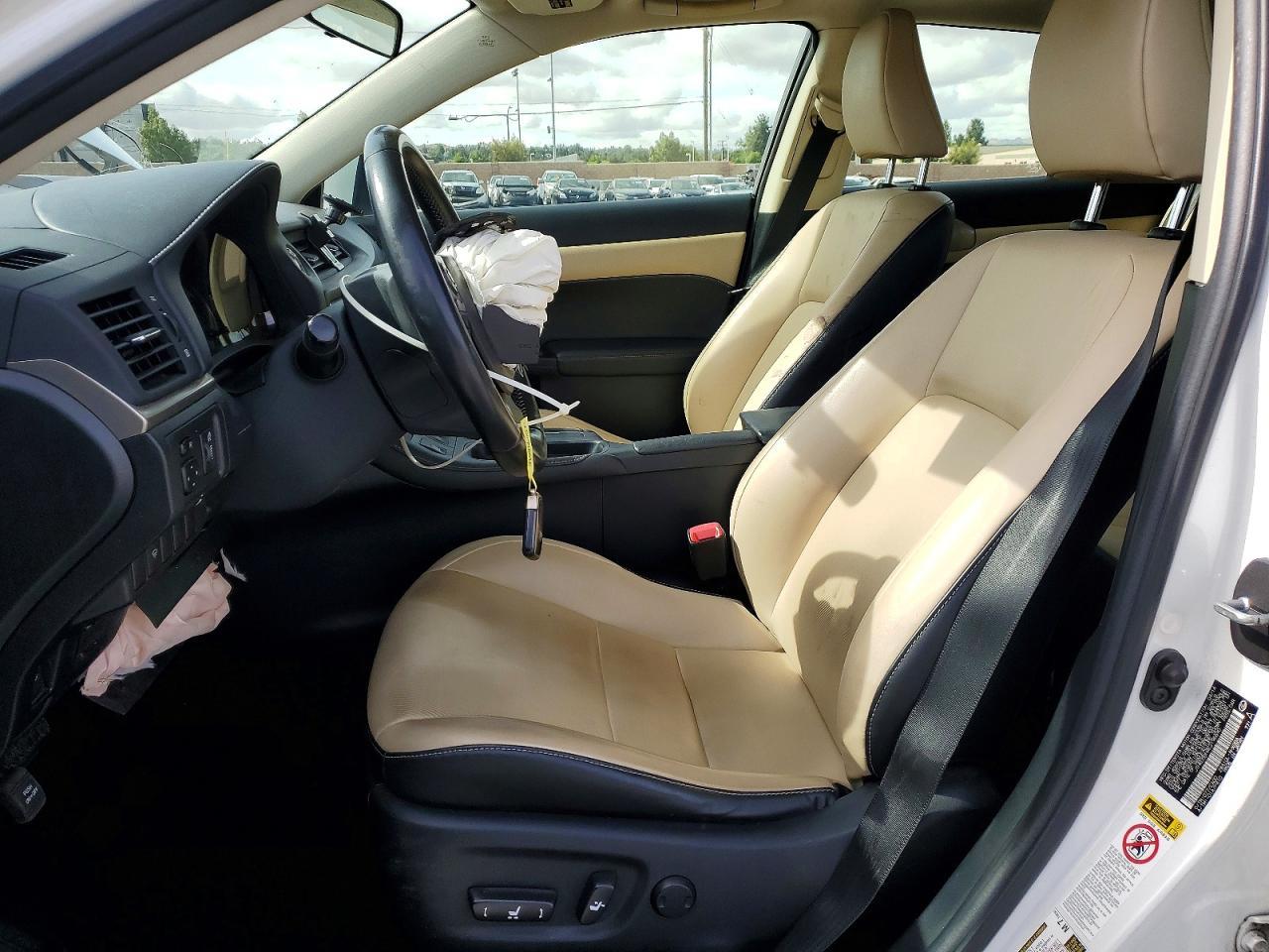 2014 LEXUS CT 200