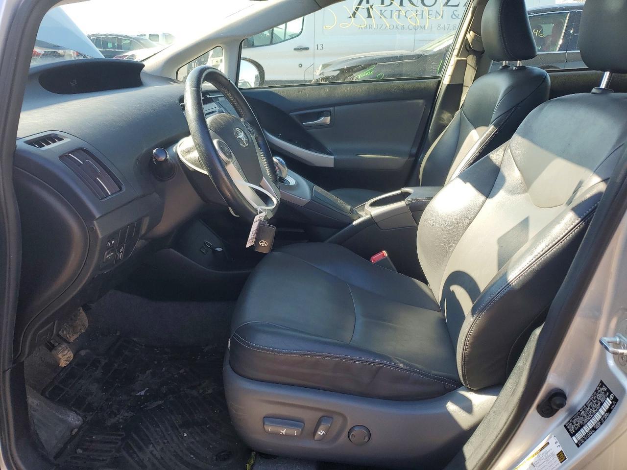 2012 TOYOTA PRIUS