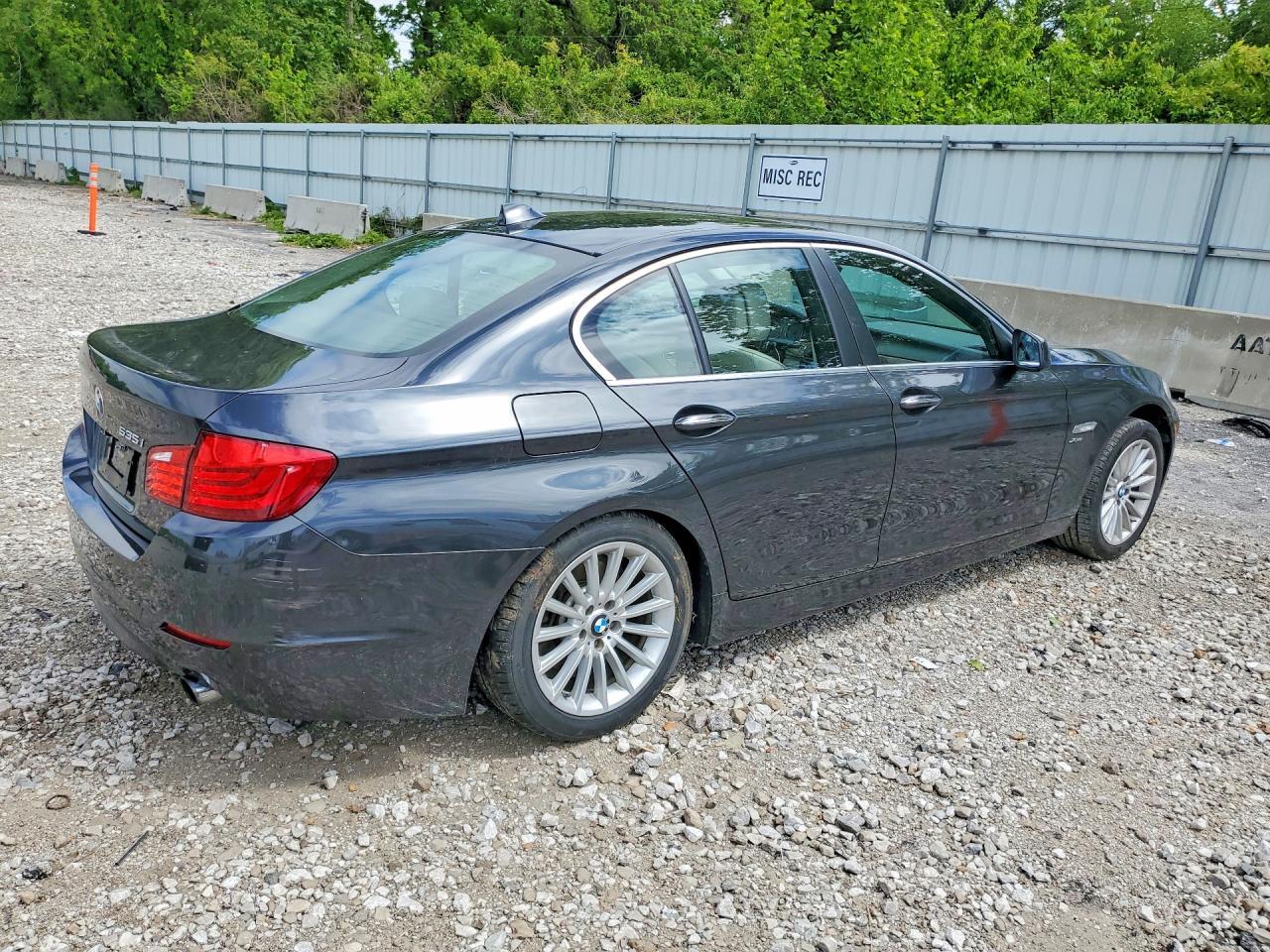 2011 BMW 5 series