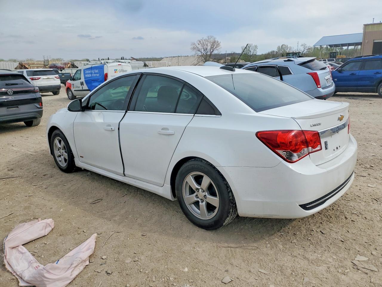 2015 CHEVROLET CRUZE
