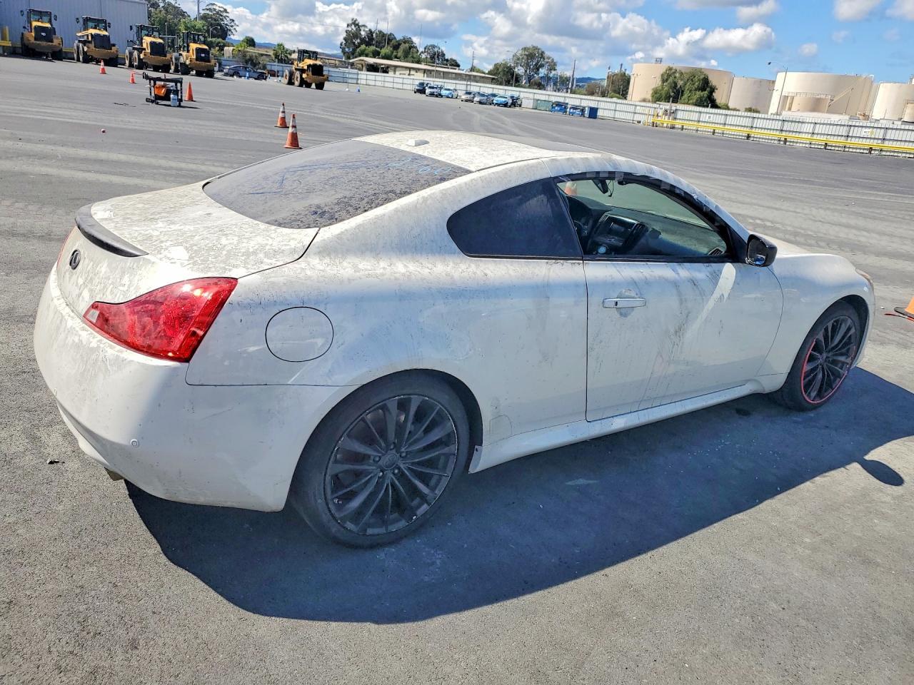 2012 INFINITI G37