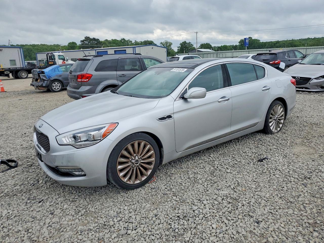 2015 KIA K900