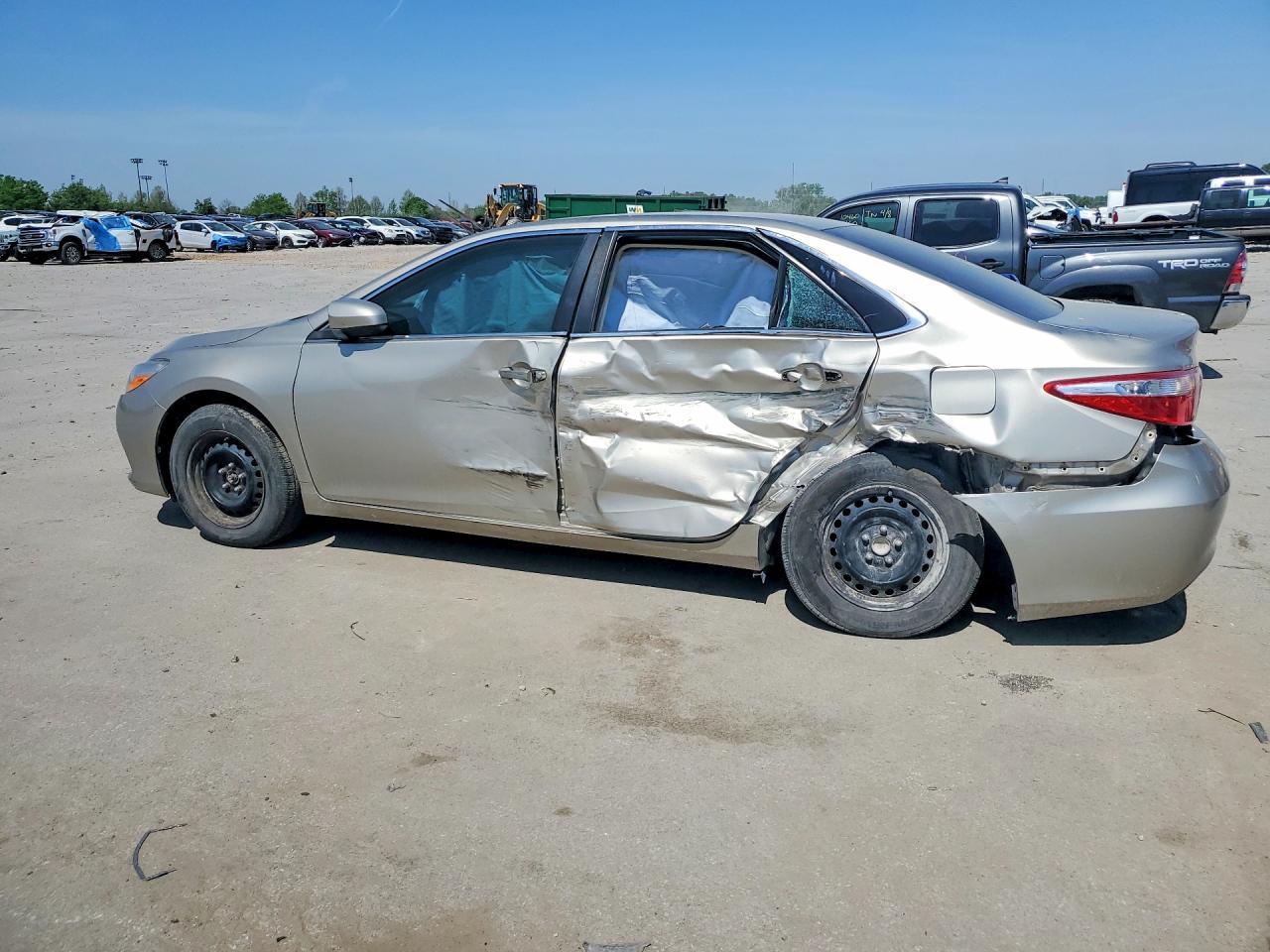 2017 TOYOTA CAMRY