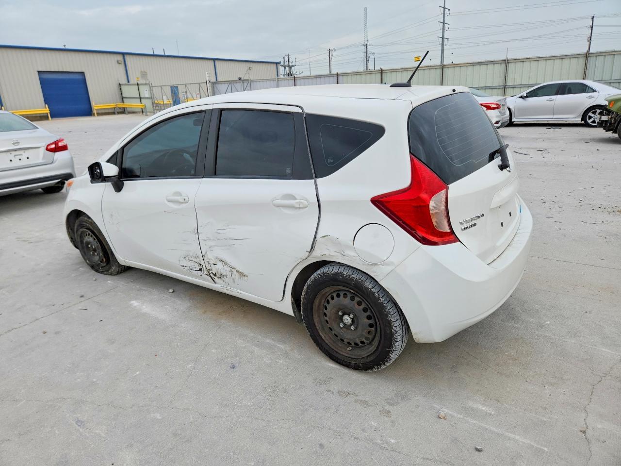 2016 NISSAN Versa Note