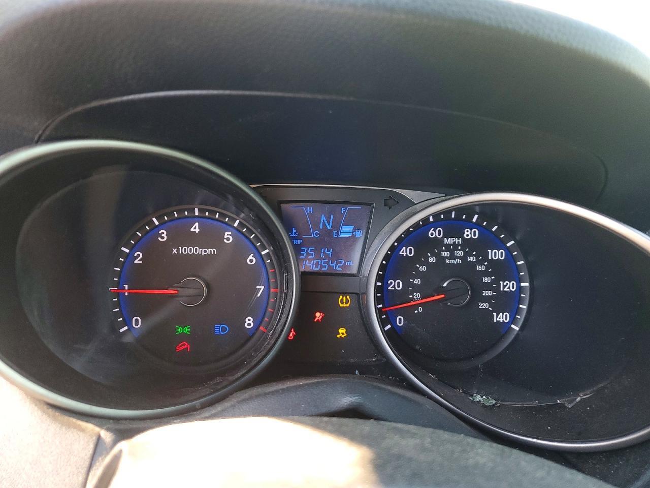 2012 HYUNDAI TUCSON
