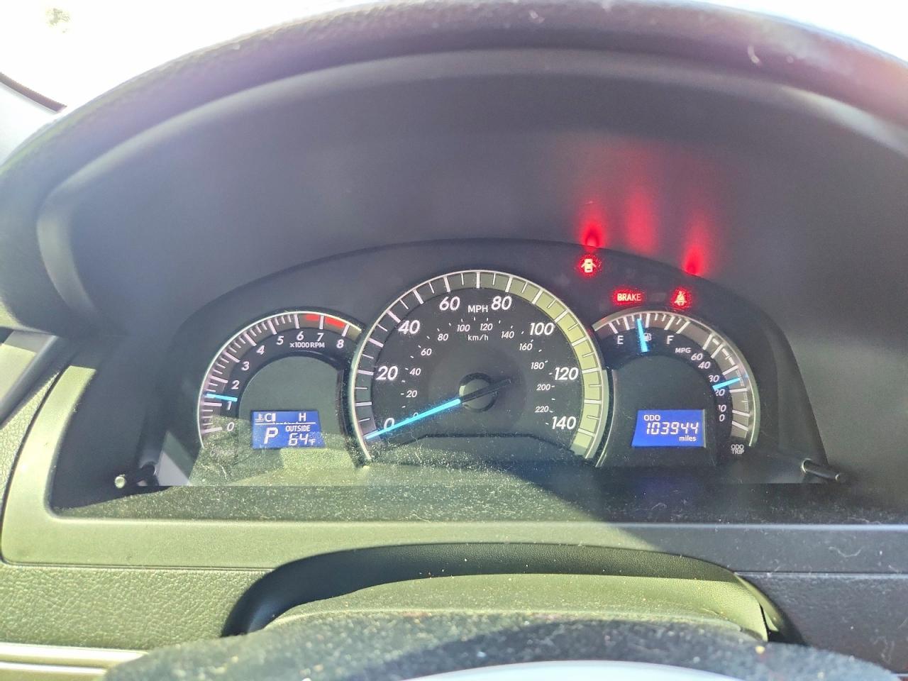 2012 TOYOTA CAMRY