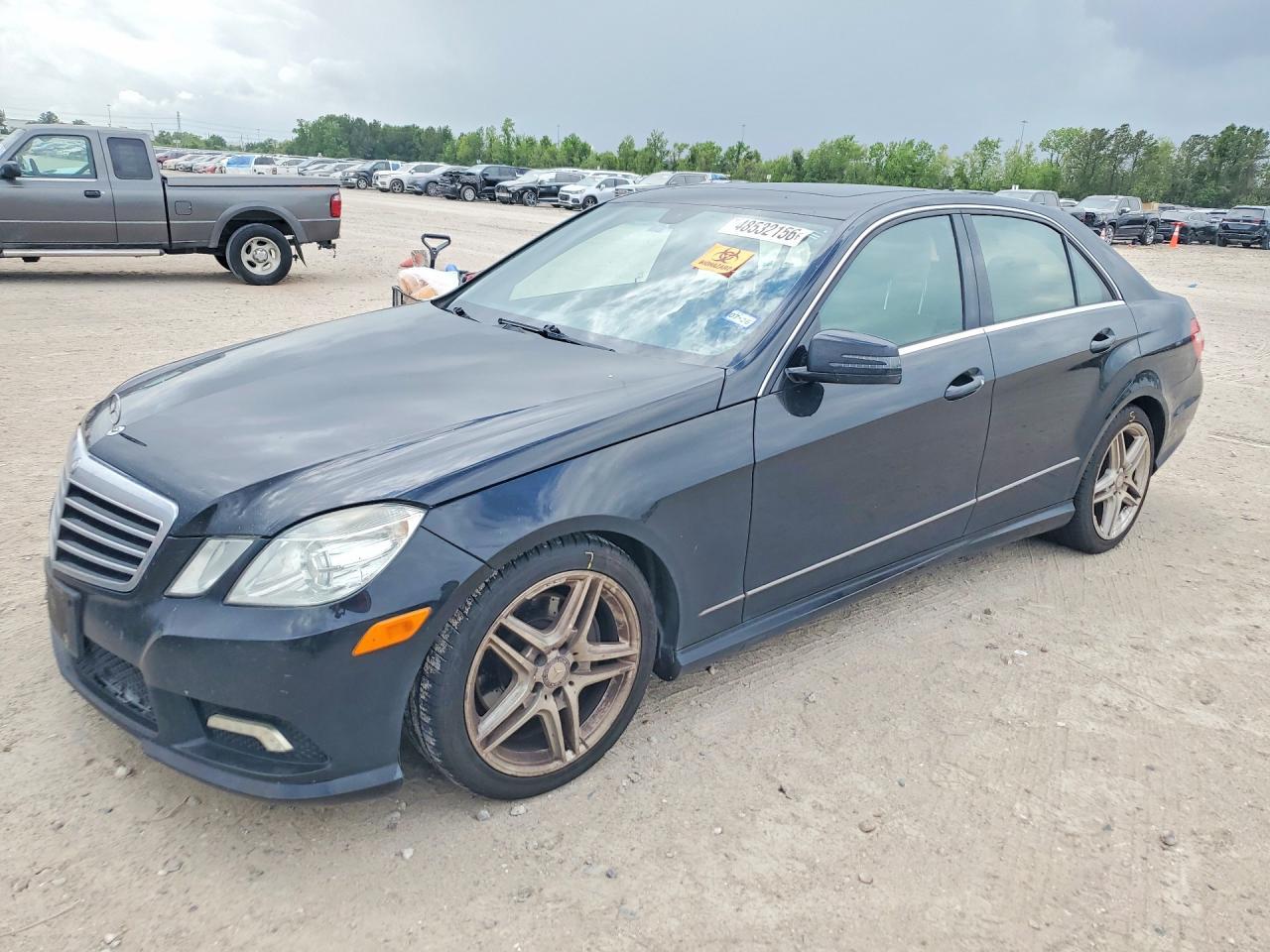 2011 MERCEDES-BENZ E-Class