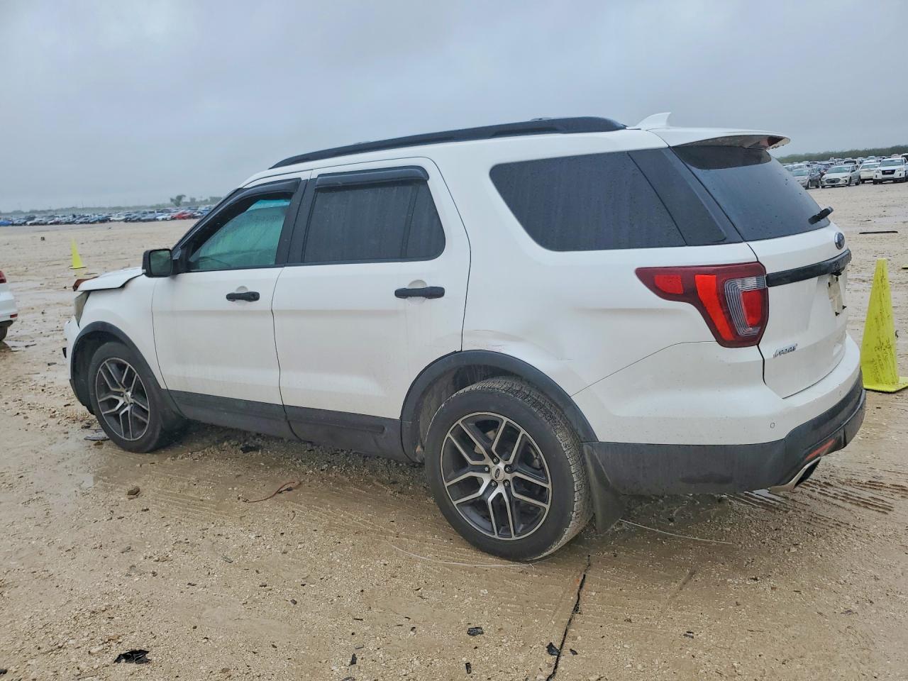 2016 FORD Explorer Sport Trac