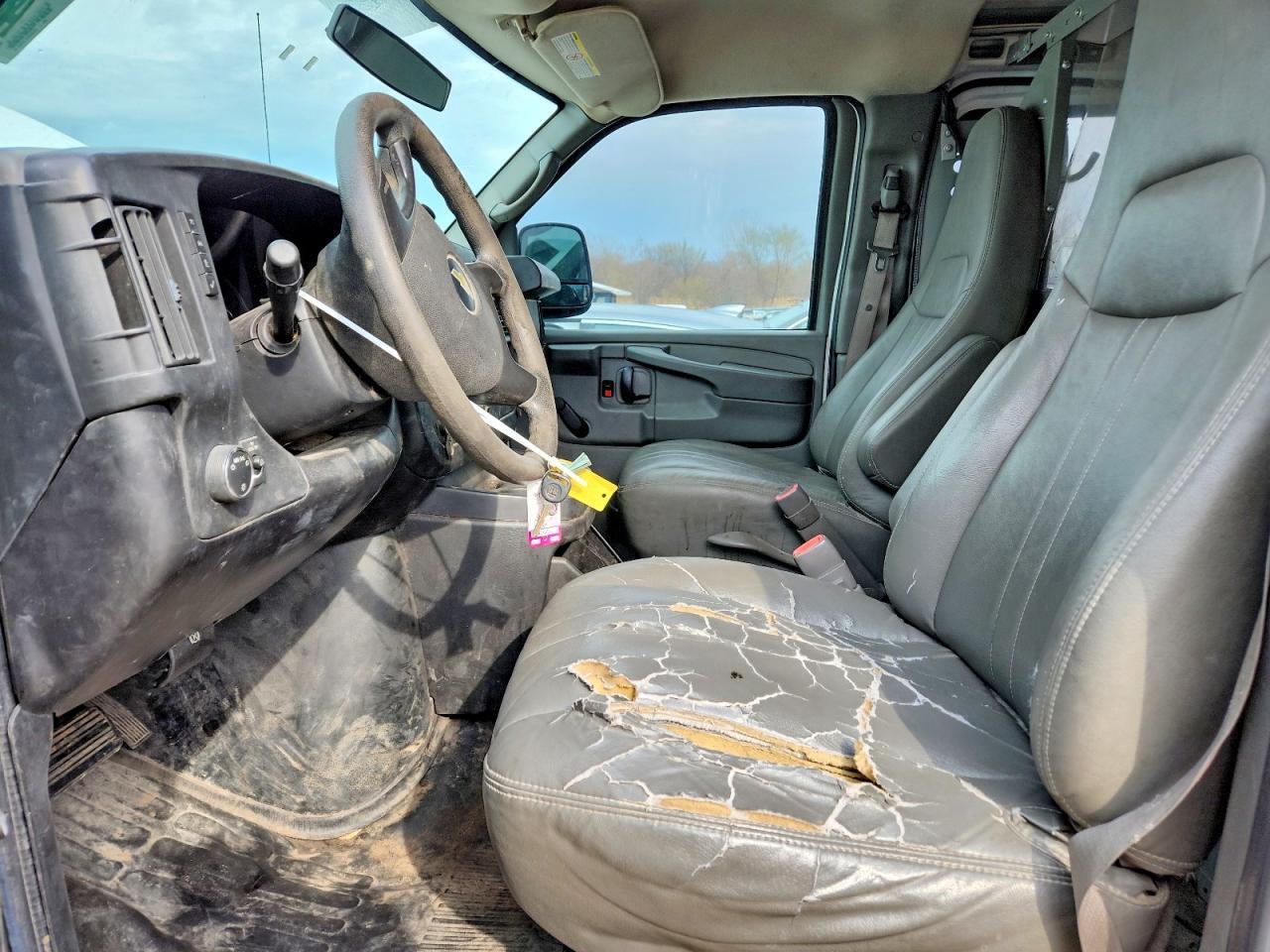 2012 CHEVROLET EXPRESS 2500