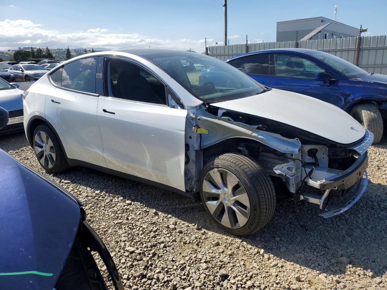 2022 TESLA MODEL Y