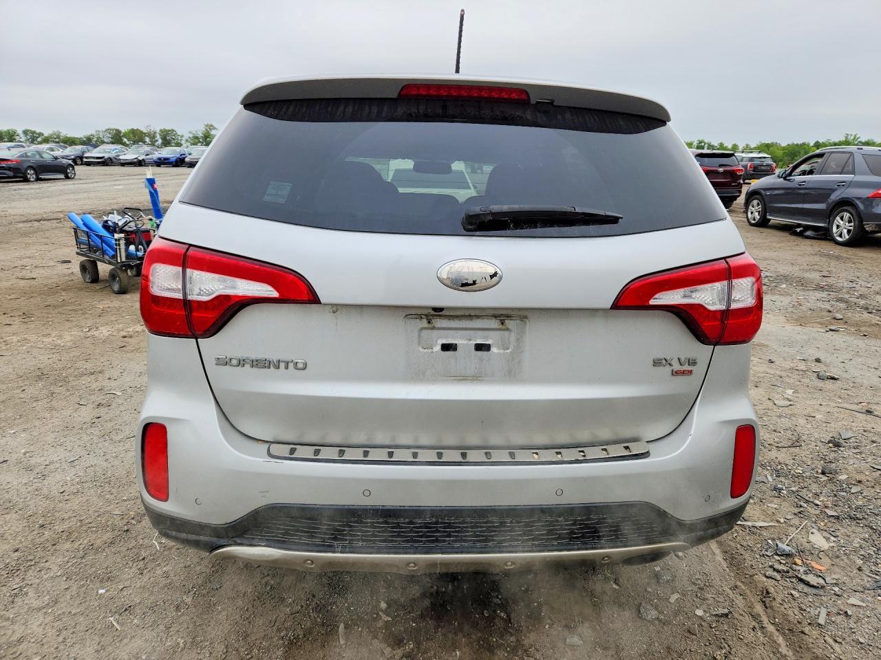 2014 KIA SORENTO