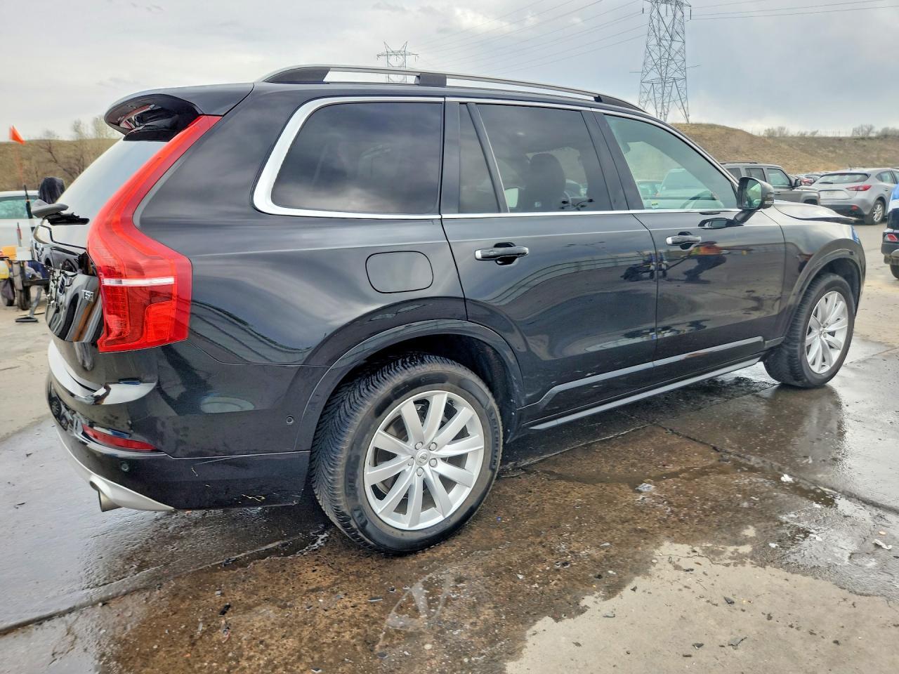 2018 VOLVO XC90